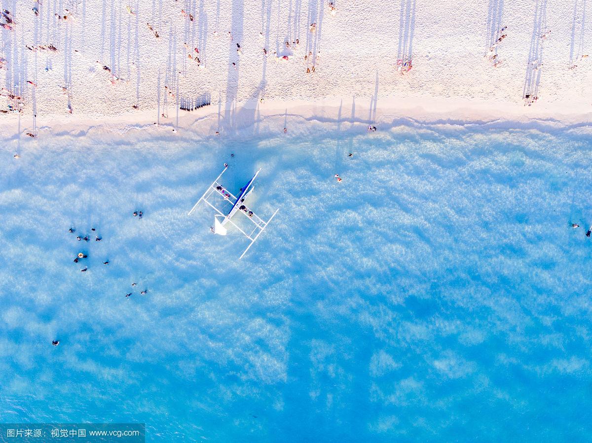 如何在小程序中实现地理定位功能？